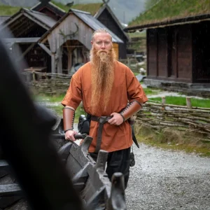 Tuniek Uhtred, rood
